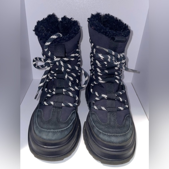 Shoes - Girls Zara Ski Boots